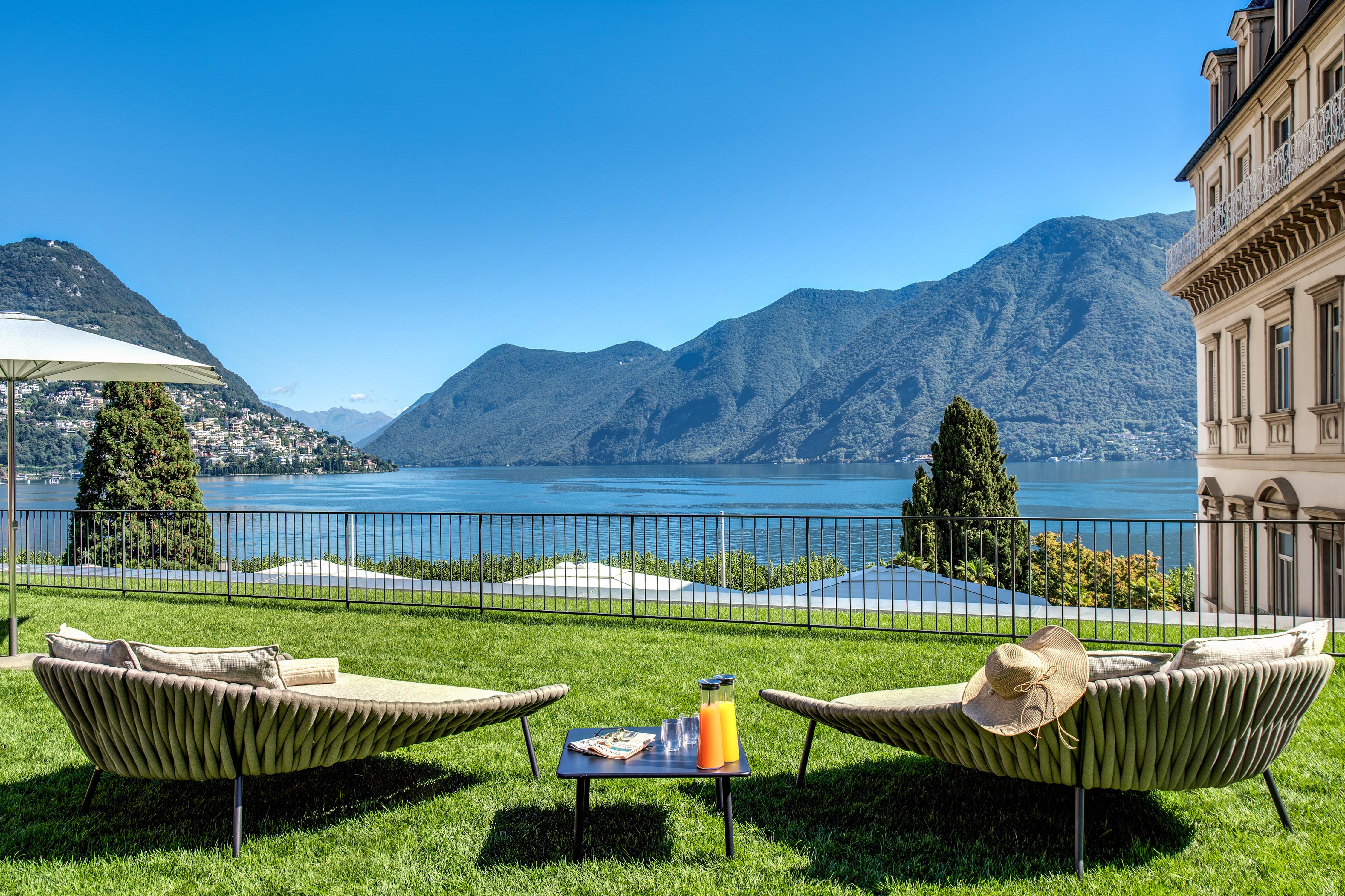 โรงแรมสเปลนดิด รอยัล ลูกาโน ภายนอก รูปภาพ The Lake Como view from the hotel