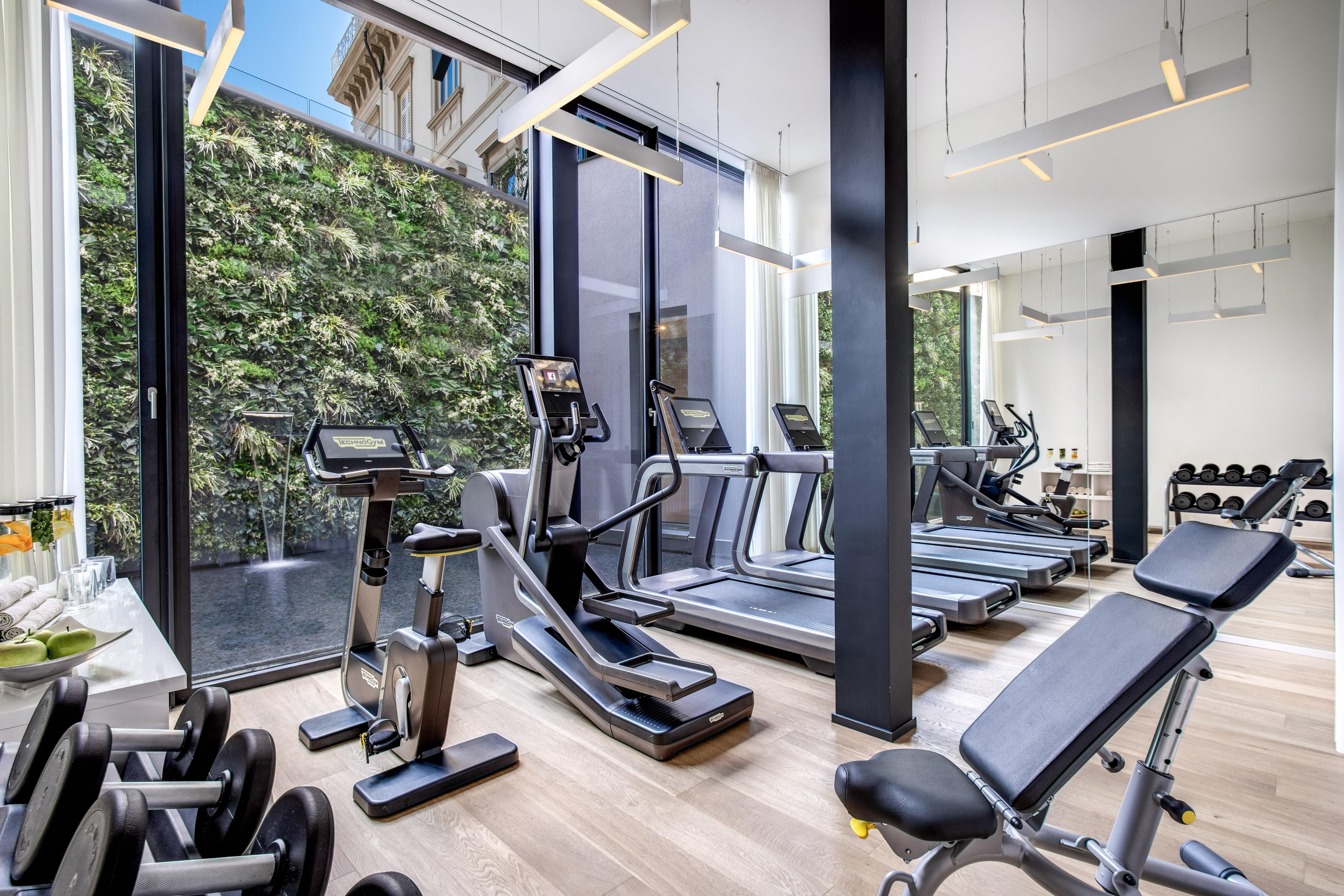 โรงแรมสเปลนดิด รอยัล ลูกาโน ภายนอก รูปภาพ The gym at the hotel
